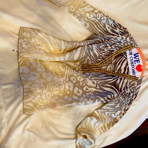 100% Silk - Picture 1 of 3